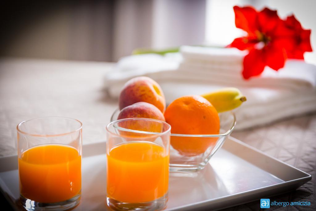 Hotel Amicizia Ріміні Екстер'єр фото